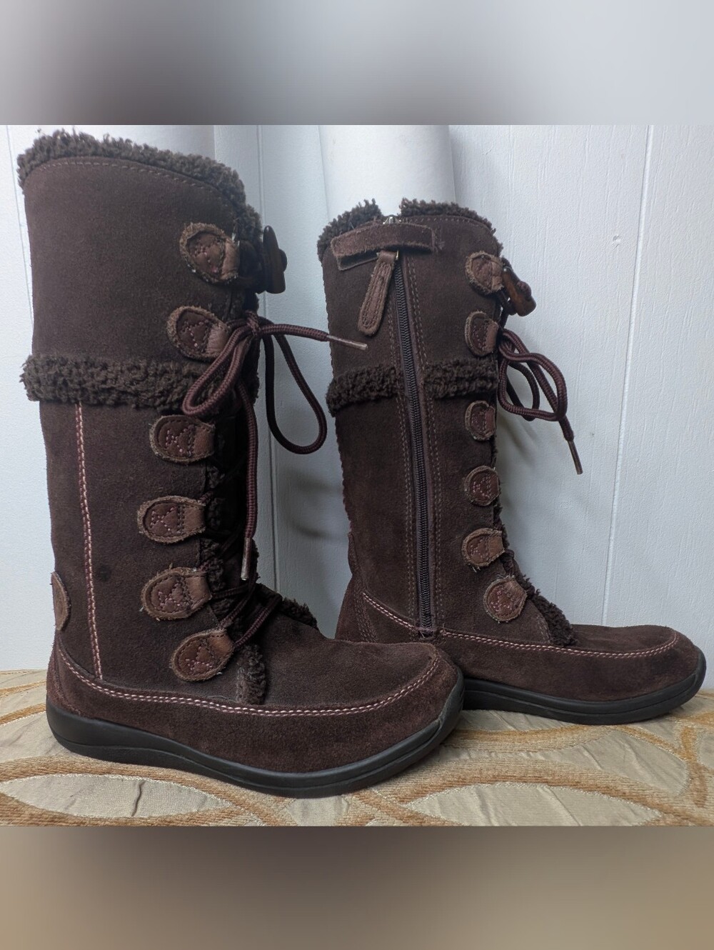 Timberland Girl’s Brown Suede Leather Lace-Up Boots Pink Accent Stitching Size 2